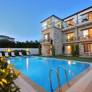 Elysium Butik Çeşme